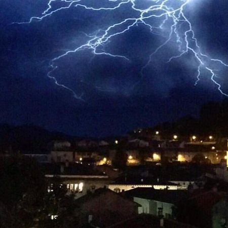 Pis Amb Encant A Campdevanol,Al Centre Del Poble. ภายนอก รูปภาพ